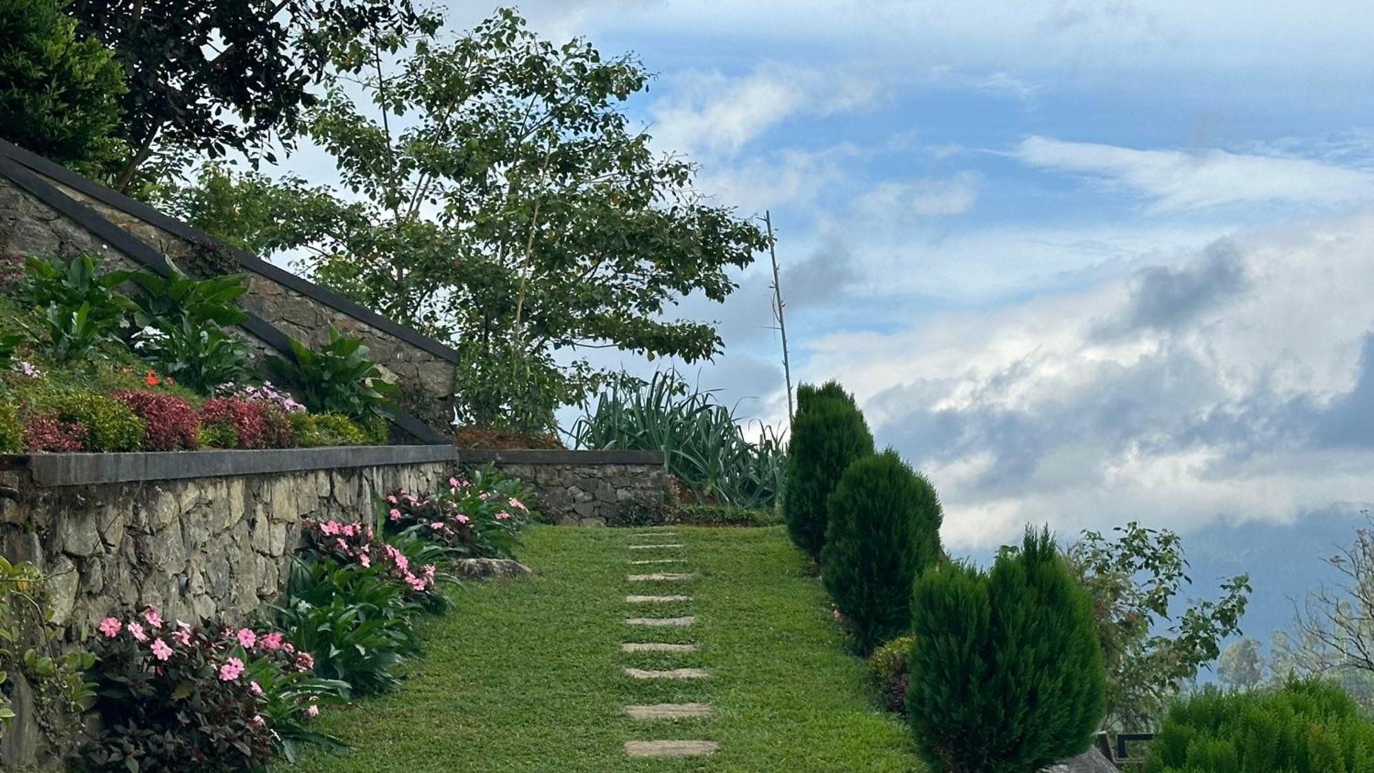 Citadel Lindula Hotel Exterior photo
